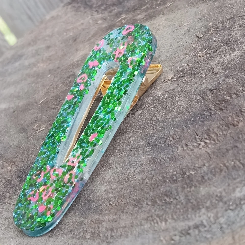 5/$25 Hand Crafted Green Glitter Hair Clip